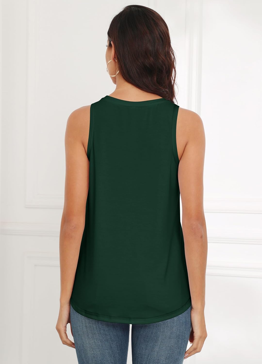 Women Crewneck Flowy Loose Fit Tank Top Sleeveless Summer Tops Shirts