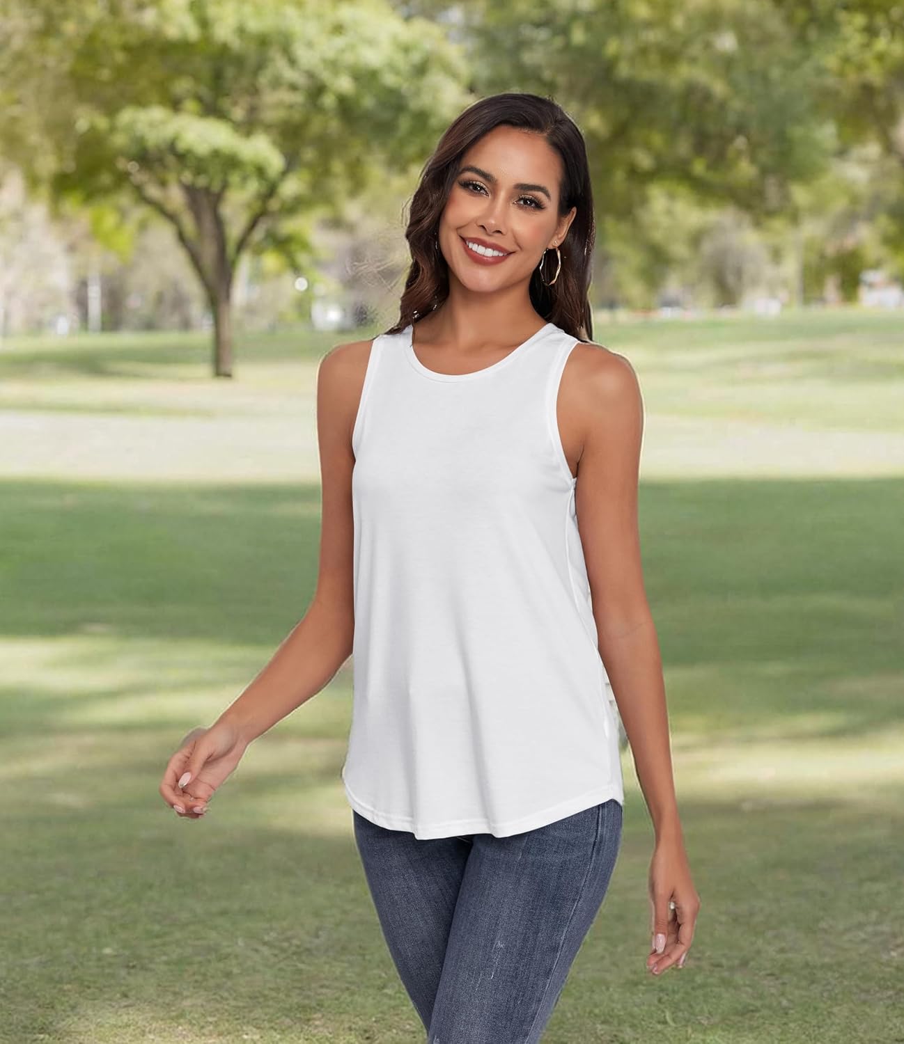 Women Crewneck Flowy Loose Fit Tank Top Sleeveless Summer Tops Shirts