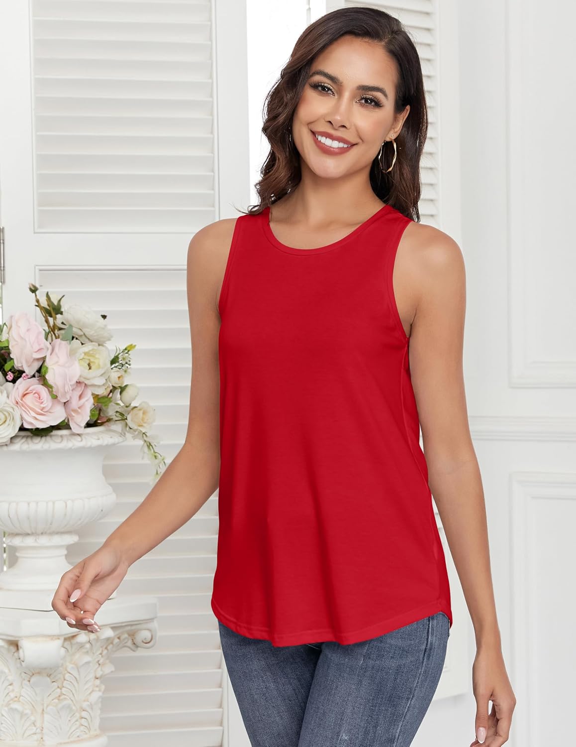 Women Crewneck Flowy Loose Fit Tank Top Sleeveless Summer Tops Shirts